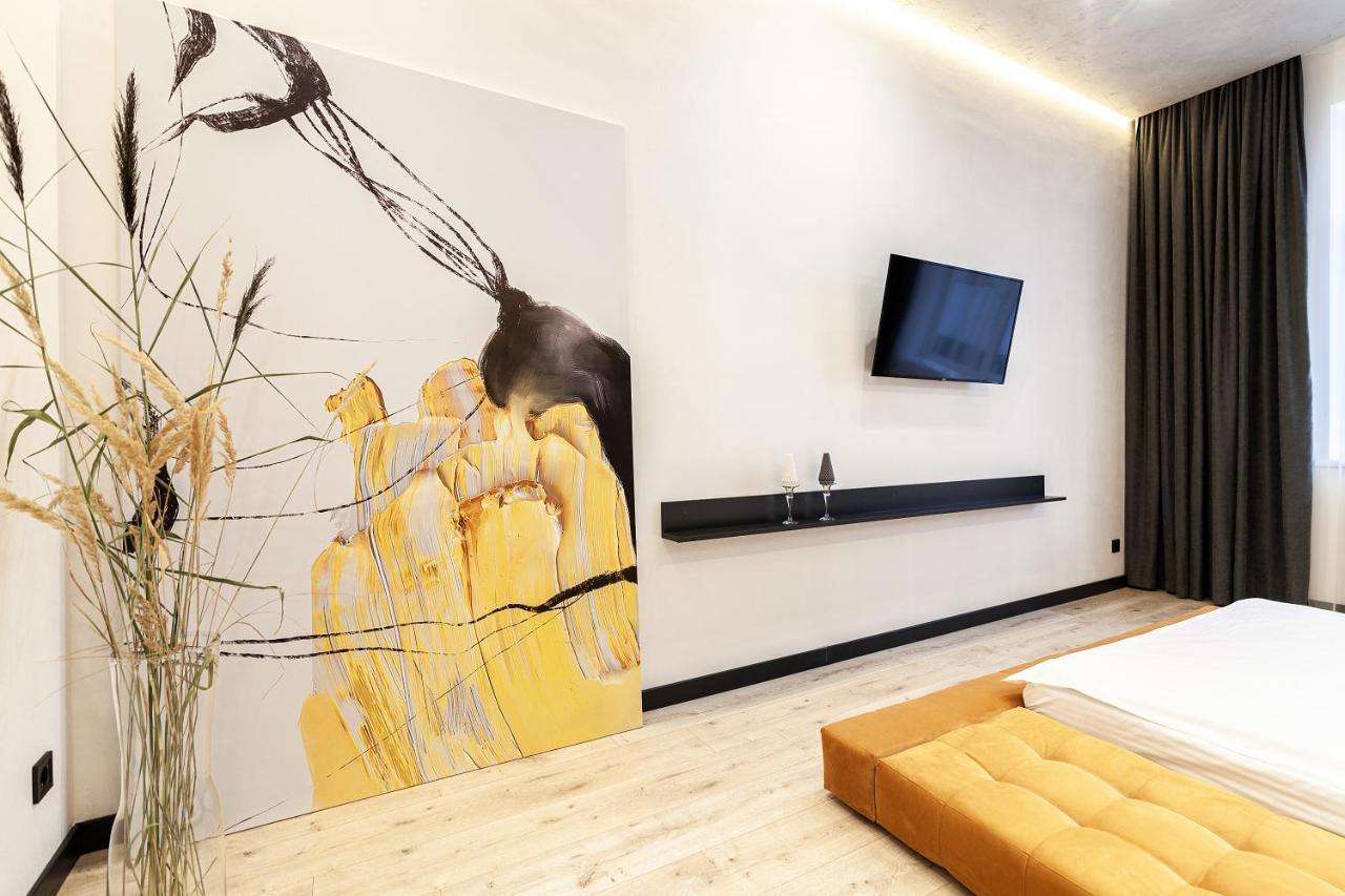 Royal On Gazova 10 Apartment